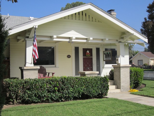 Bungalow1