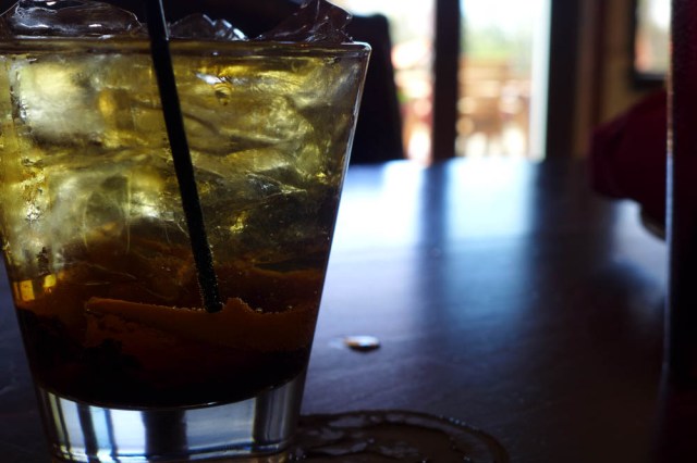 ne_finger_lakes_2013_05_ithaca_bookers_cocktail01