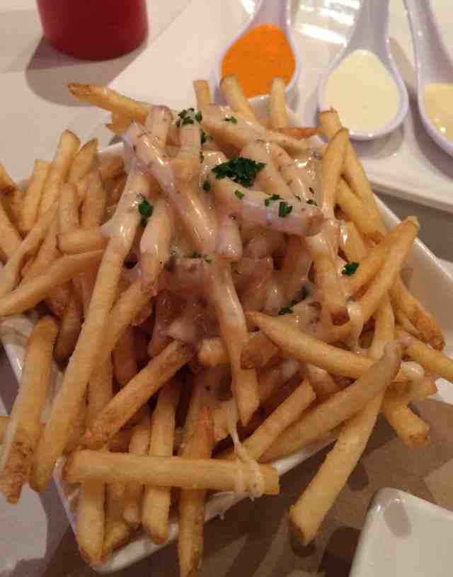 ne_nyc_2013_11_umami_burger02