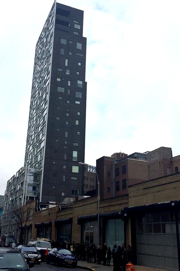 ne_nyc_2013_11_arch_black05