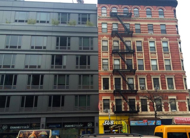 ne_nyc_2013_11_arch_color_vs_black01