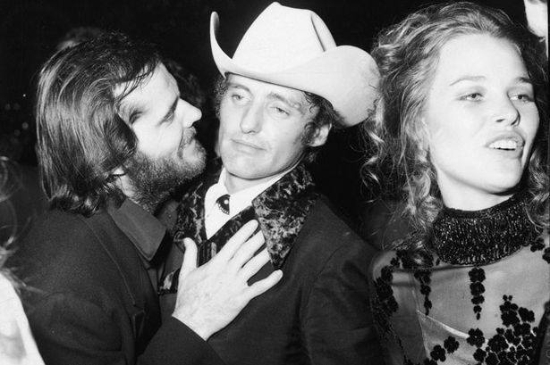 10669998_10201924590994921_278007496290920163_n