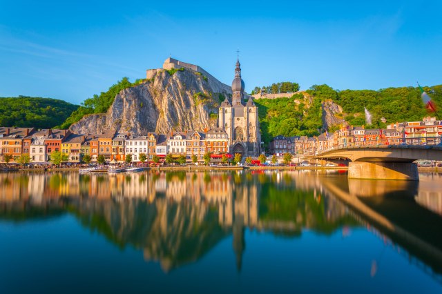 Dinant reflected