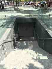 wtc_corner02_stairs01